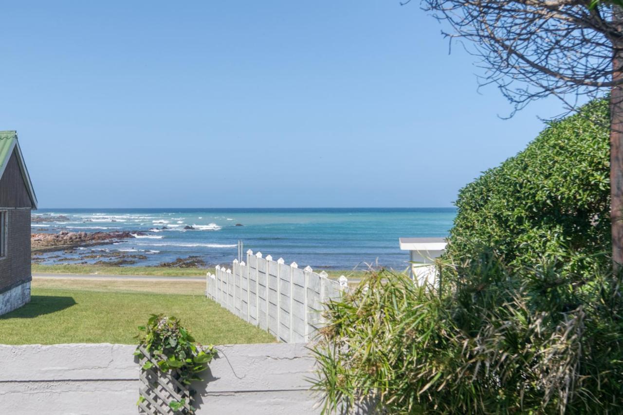 Redsky Self Catering Agulhas Apartment ภายนอก รูปภาพ