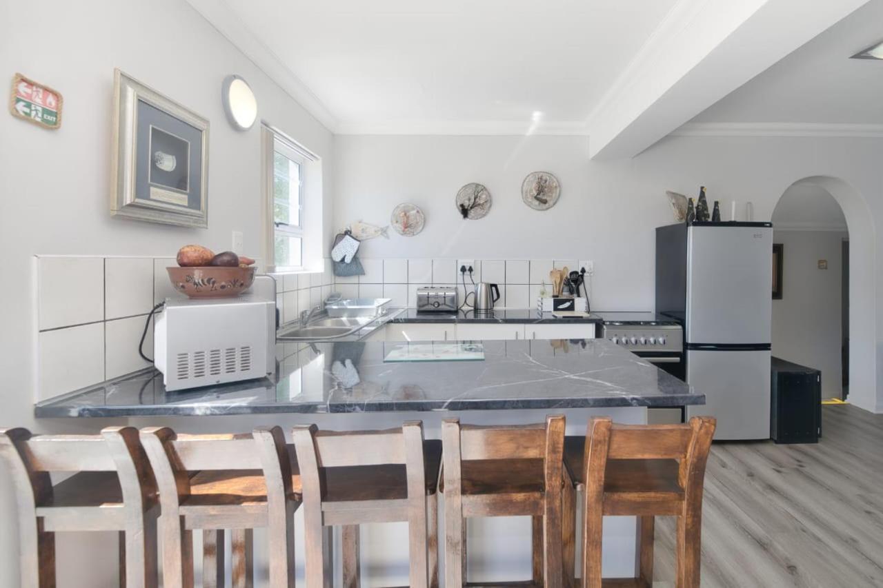 Redsky Self Catering Agulhas Apartment ภายนอก รูปภาพ