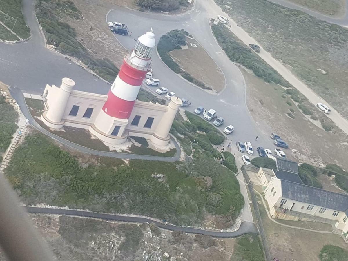 Redsky Self Catering Agulhas Apartment ภายนอก รูปภาพ